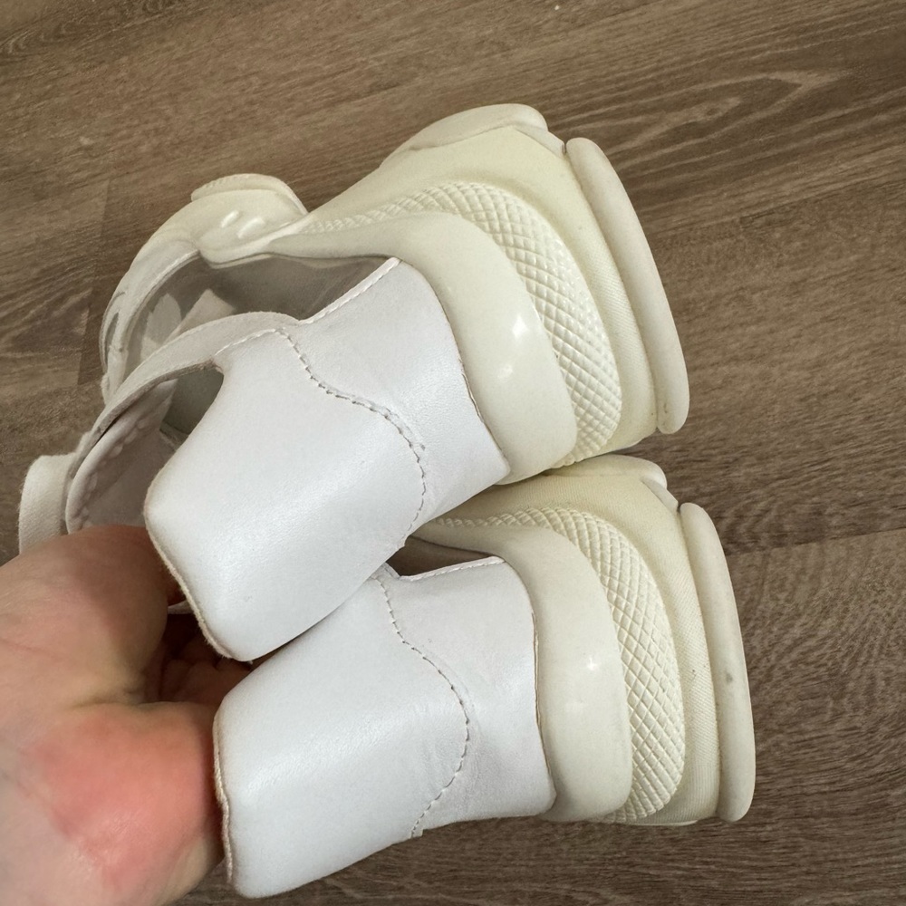Michael Kors white and clear sneakers - Picture 4 of 11